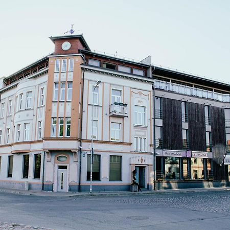 Hotel Kolumbs Liepāja Екстериор снимка