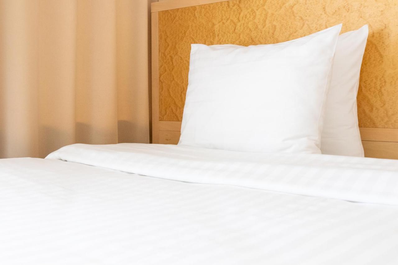 Hotel Kolumbs Liepāja Екстериор снимка