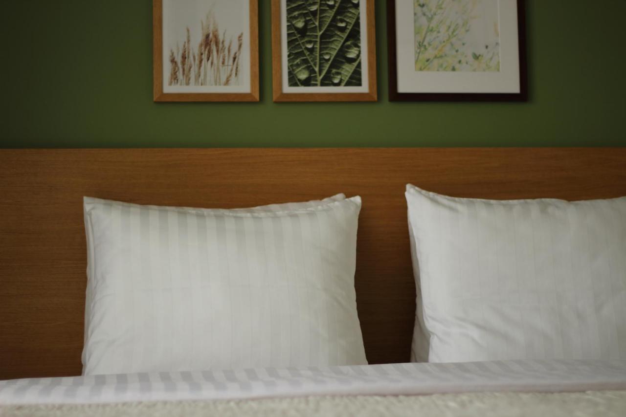 Hotel Kolumbs Liepāja Екстериор снимка