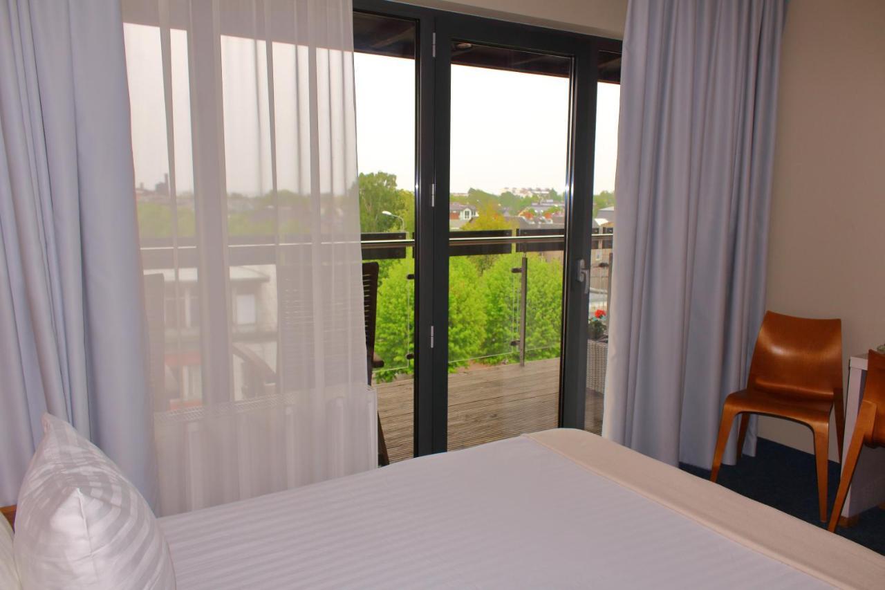 Hotel Kolumbs Liepāja Екстериор снимка