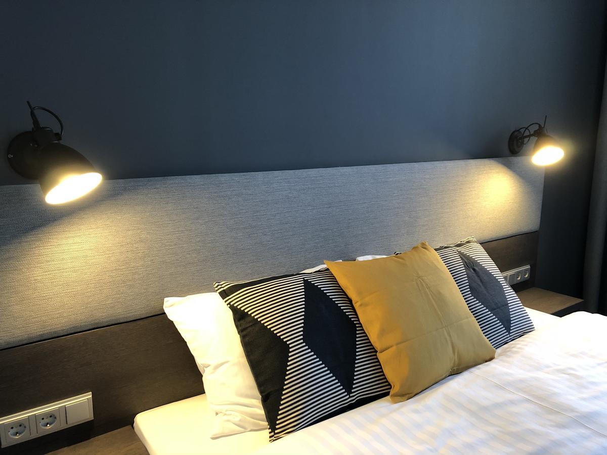 Hotel Kolumbs Liepāja Екстериор снимка