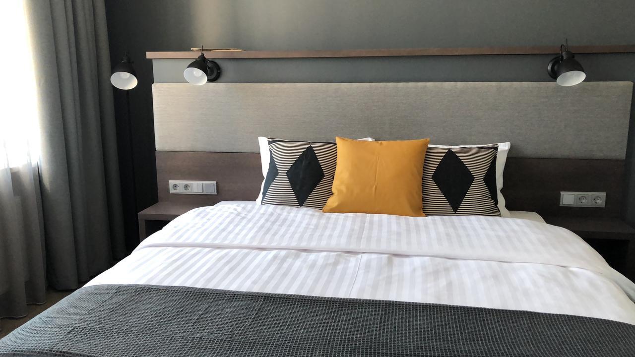 Hotel Kolumbs Liepāja Екстериор снимка